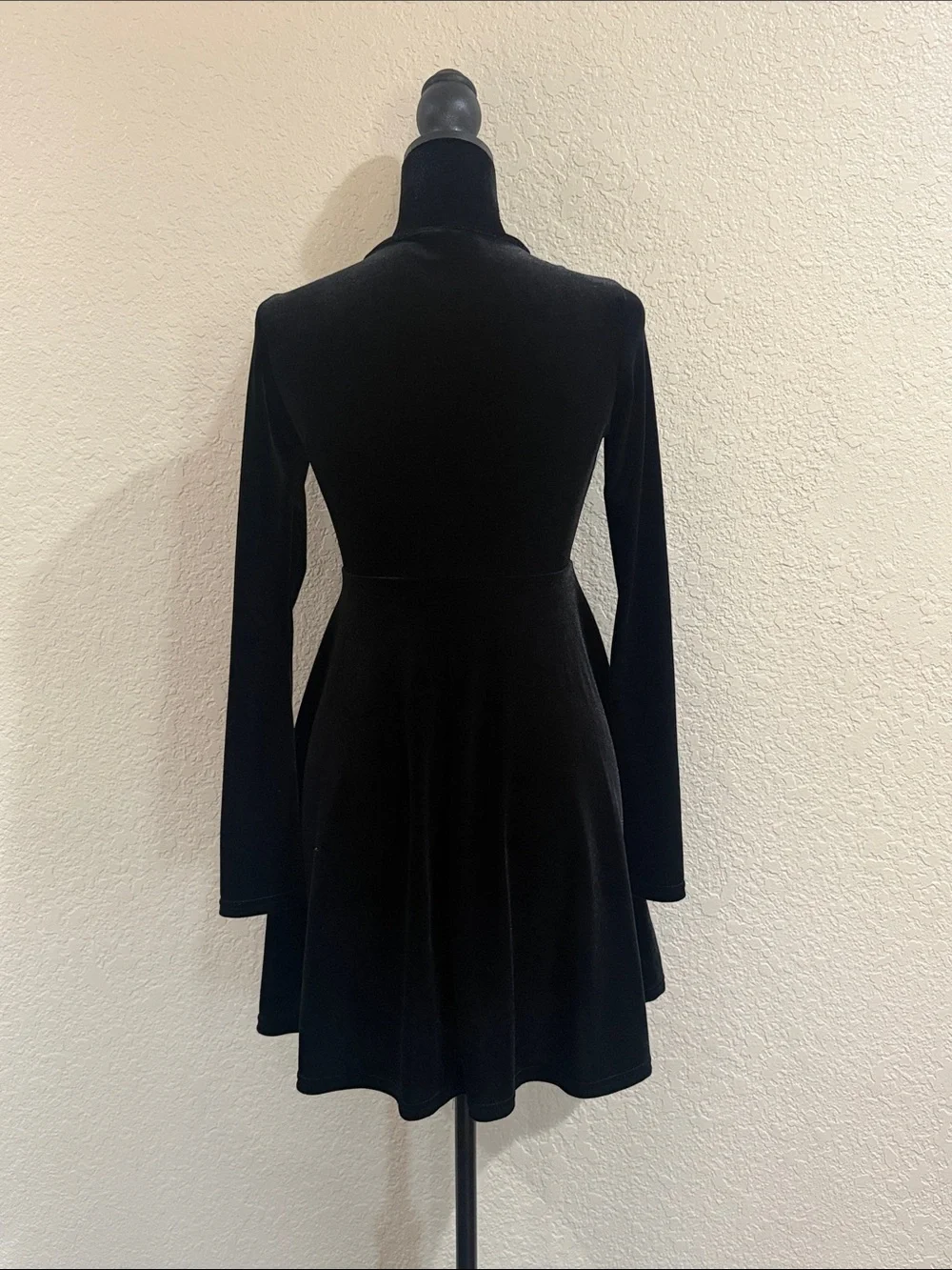 SHEIN 12/13Y Black Velvet Long Sleeve midi Dress